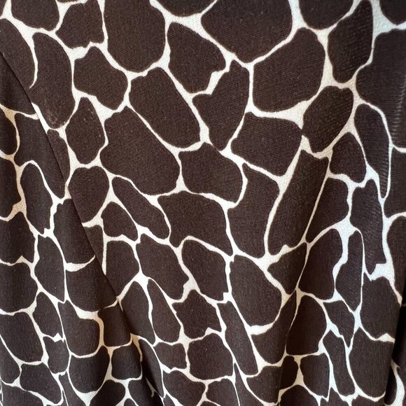 Chicos Blouse Womens Size 1/M Giraffe Print Faux Wrap Long Sleeve Contemporary - Picture 8 of 15